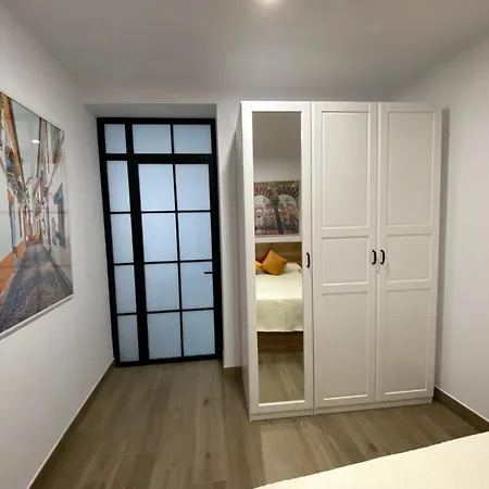 아파트 Del Mar Y De - Apartmentos En Pleno Centro *